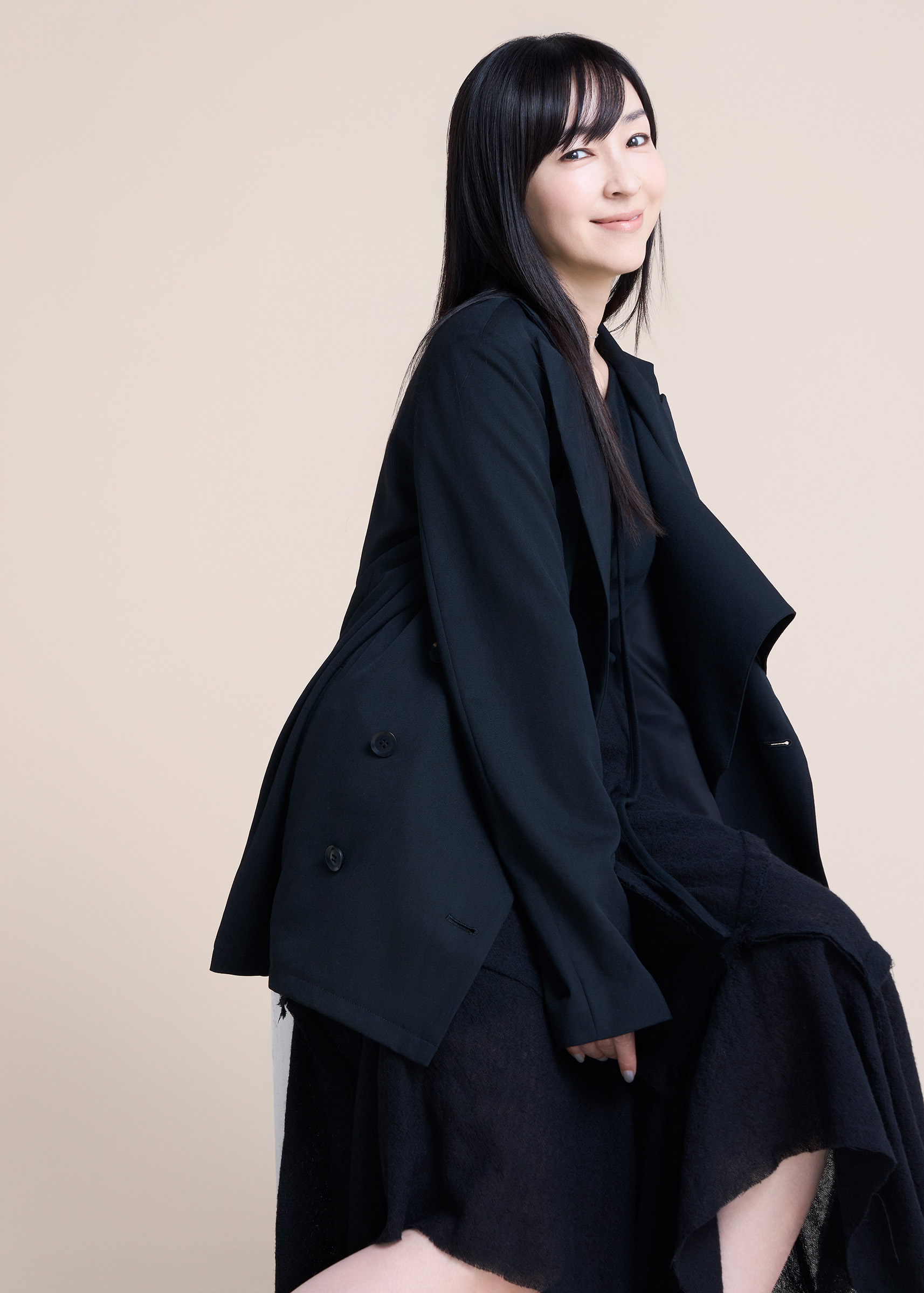 ＊ Staring : Kumiko Aso / Creative direction : Miyuki Kikuchi / Styling : Megumi Isaka / Hair&Make up : Yumi Narai 